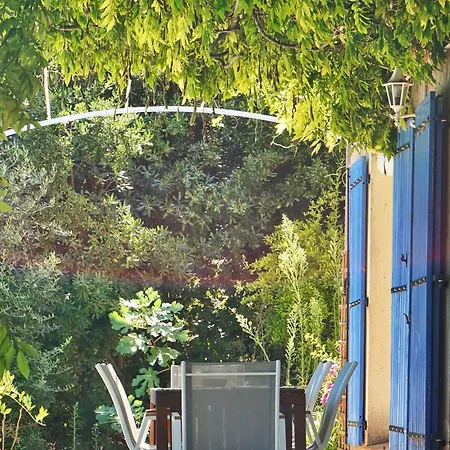 Provencal With Stunning View & Summer Pool * ロシュフォール・デュ・ガル